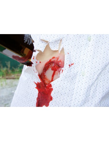 Moulage et simulation d'une blessure par...