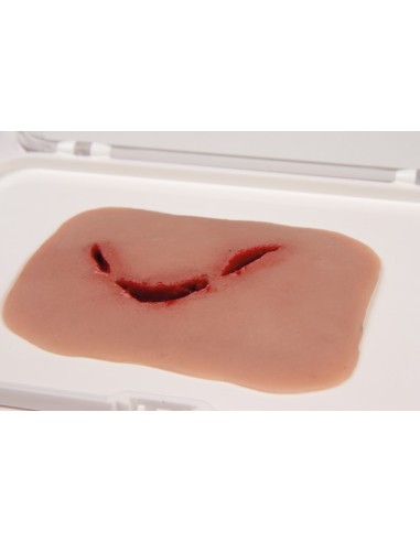 Moulage e simulazione di ferita da bottiglia...