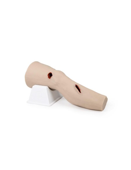 Tactical medical simulator for the management of a leg with trauma Erler Zimmer X1000
